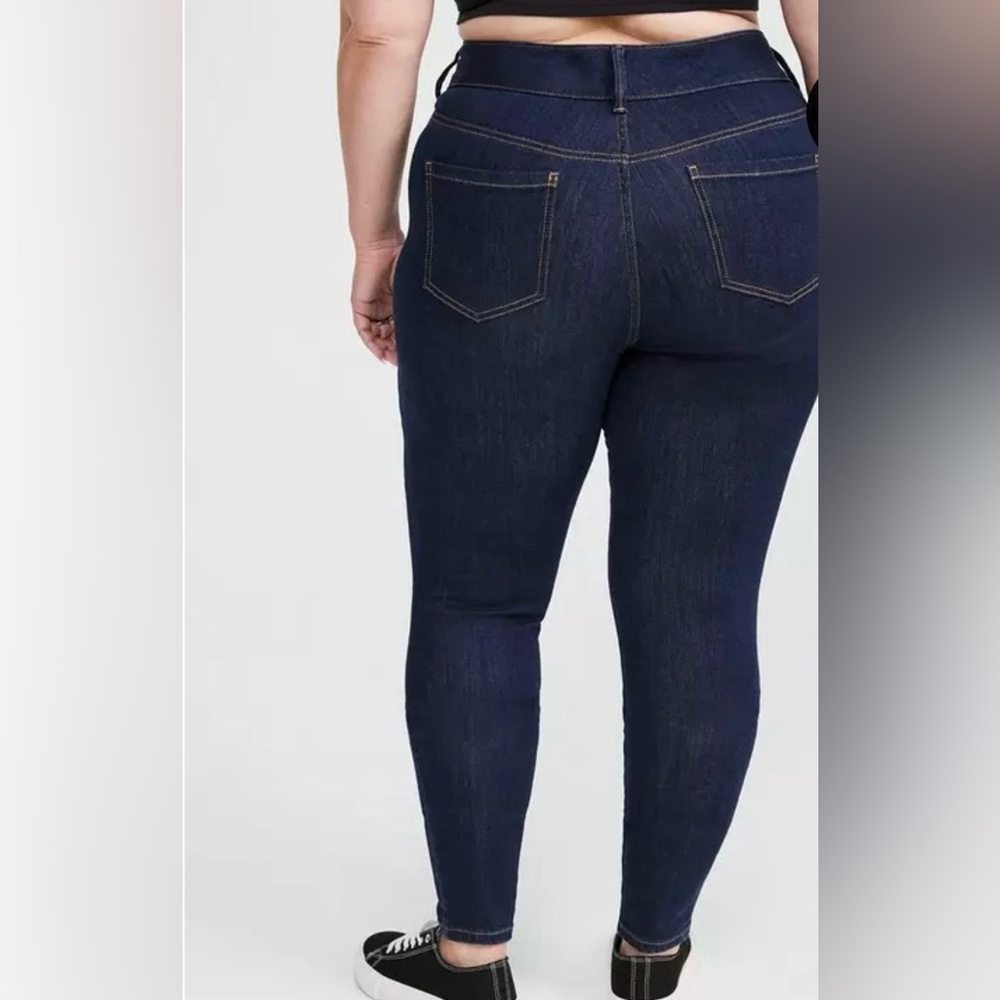 Torrid, 16S, Dark Blue, Skinny Jeans Jegging - EUC - Picture 4 of 9